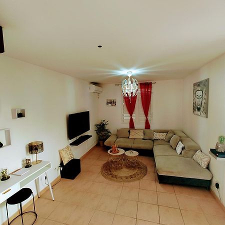 Les Aliceas Appartement Cosy Baie-Mahault Exteriör bild