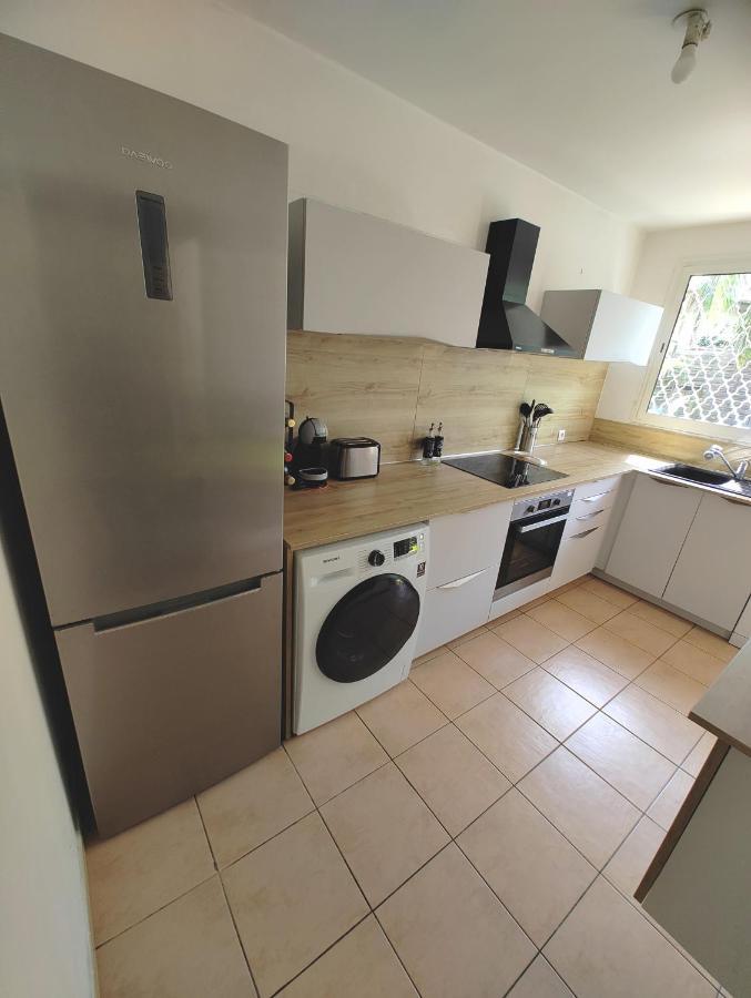 Les Aliceas Appartement Cosy Baie-Mahault Exteriör bild